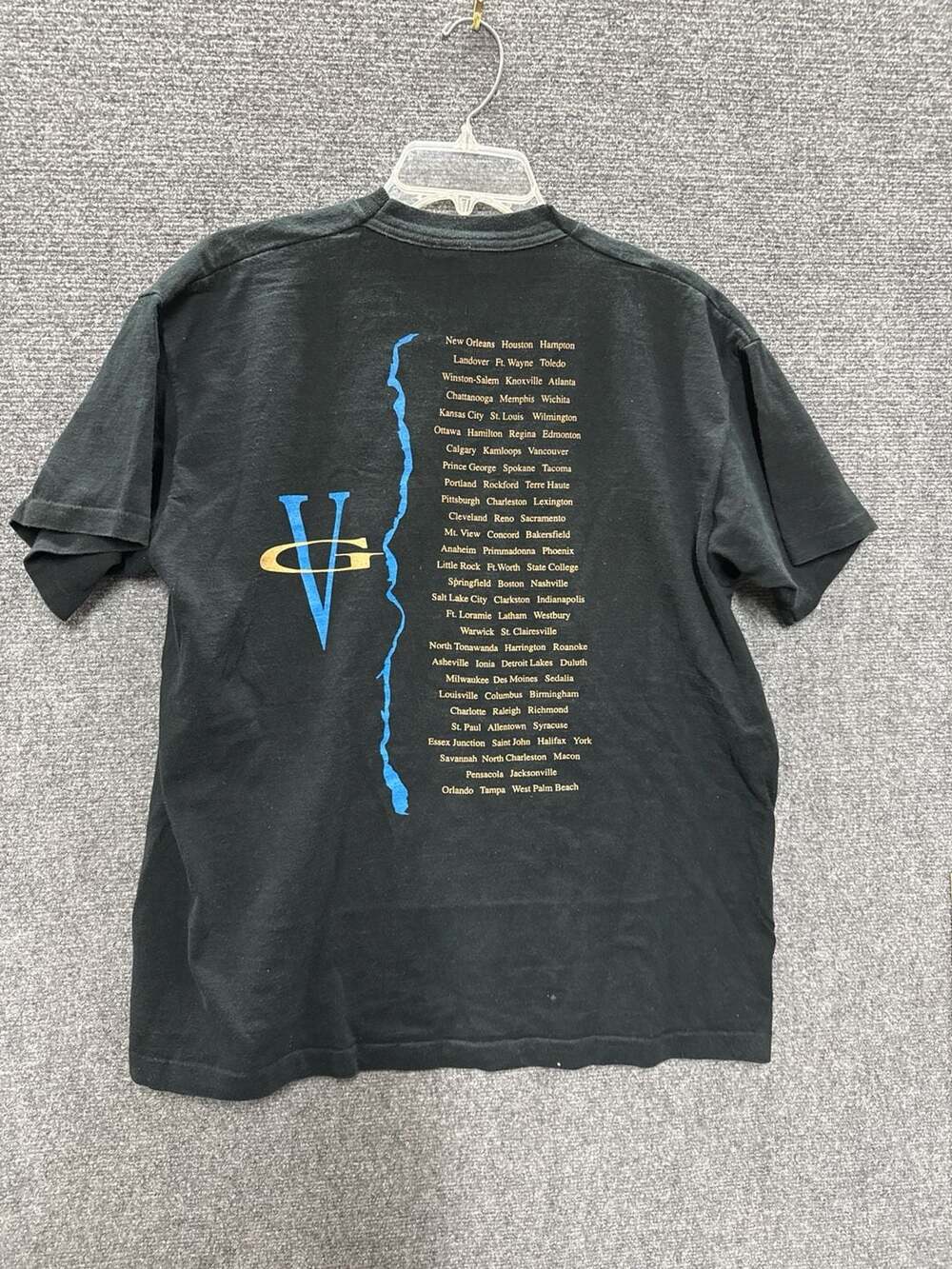 Vintage Fruit of the Loom Vince Gill Country Music Tour T-Shirt Size XL - Picture 5 of 6